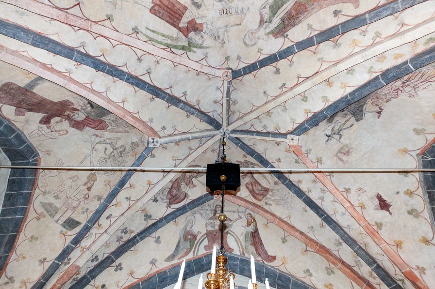 Stjernehvælvet i skibets første fag